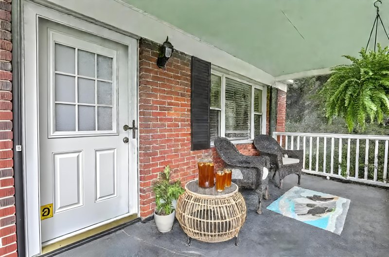 Property image 3 of 1030 Pauline Avenue in Mccalls Corner, Charleston, SC 29412