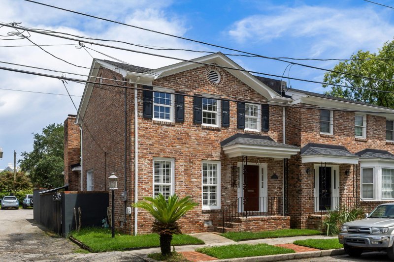 Property image 2 at 2 Gadsden Street B, Charleston, SC 29401