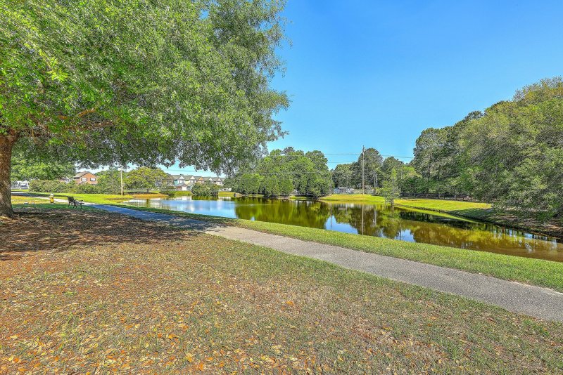 Property image 2 at 107 Amaranth Avenue, Summerville, SC 29483