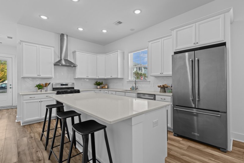 Property image 2 of 841 Hopewell Drive in Point Hope, Charleston, SC 29492