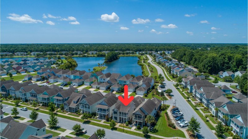 Property image 2 of 1695 Sparkleberry Lane in Whitney Lake, Johns Island, SC 29455