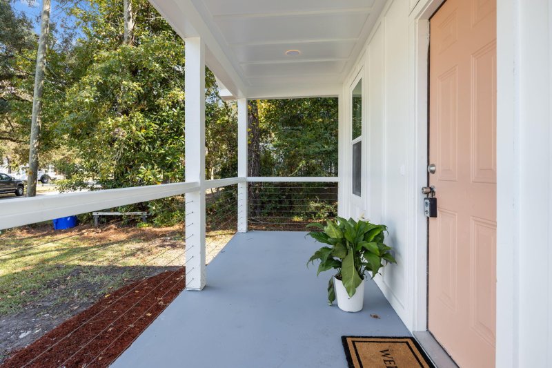 Property image 2 of 3995 Gary Drive in Waylyn, North Charleston, SC 29405