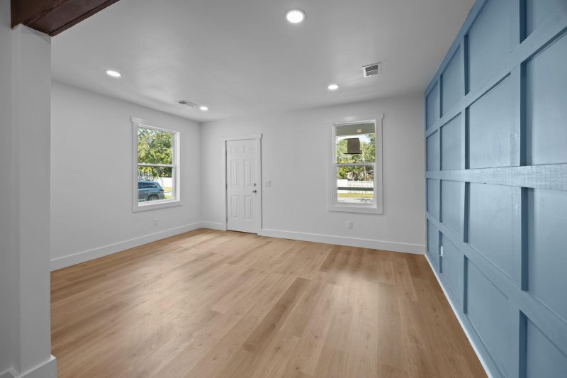 Property image 4 of 3995 Gary Drive in Waylyn, North Charleston, SC 29405