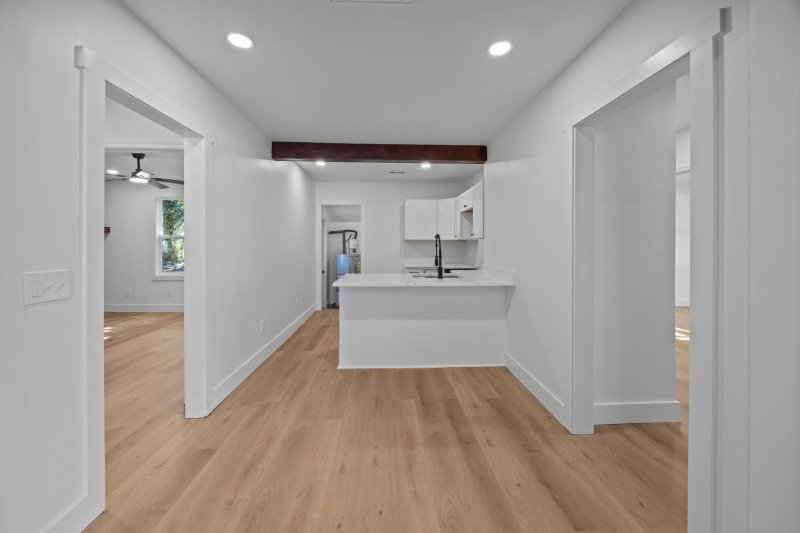 Property image 5 of 3995 Gary Drive in Waylyn, North Charleston, SC 29405