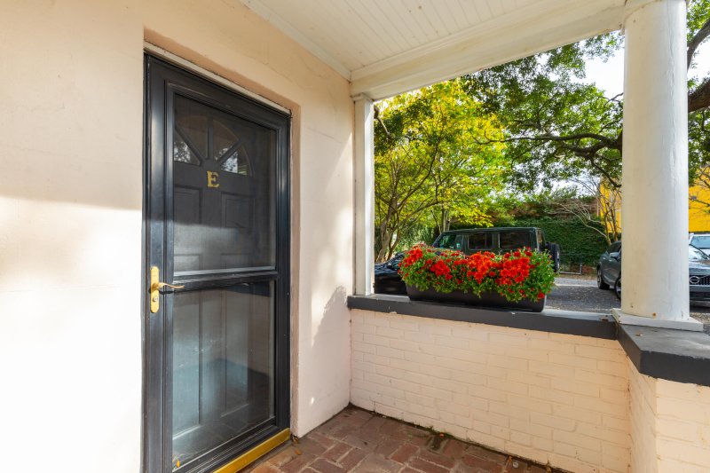 Property image 4 at 55 Hasell Street, Charleston, SC 29401
