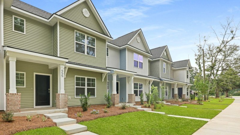 Property image 3 of 555 Gahagan Road in Garbon Fields, Summerville, SC 29485