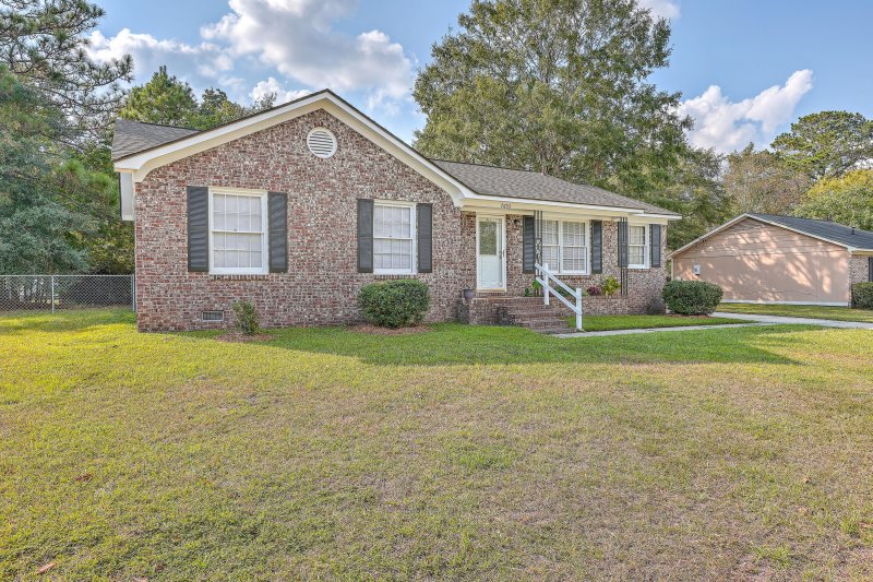 Property image 3 at 7653 Kings Grant Lane, North Charleston, SC 29420