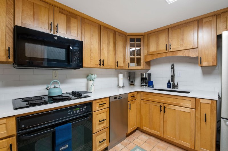 Property image 4 of 14 Lockwood Drive 1c in Ashley House, Charleston, SC 29401