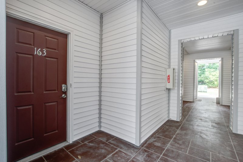 Property image 5 of 163 Golfview Lane in Legend Oaks Plantation, Summerville, SC 29485