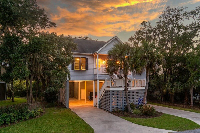 Property image 2 at 909 Fairway Drive, Edisto Island, SC 29438