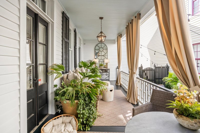 Property image 2 at 13 Carolina Street, Charleston, SC 29403