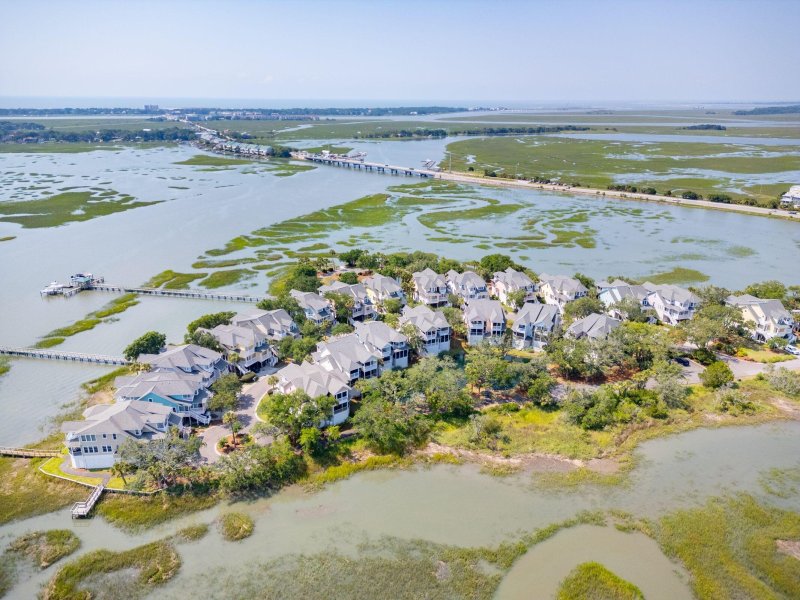 Property image 2 of 1621 Folly Creek Way 8 in Palmetto Pointe, Charleston, SC 29412