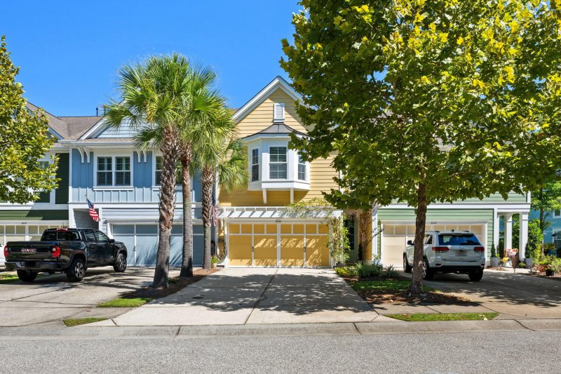 2041 Kings Gate Lane