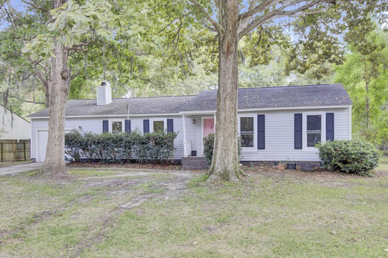 Property image 4 of 3 Tartan Court in Shadowmoss, Charleston, SC 29414