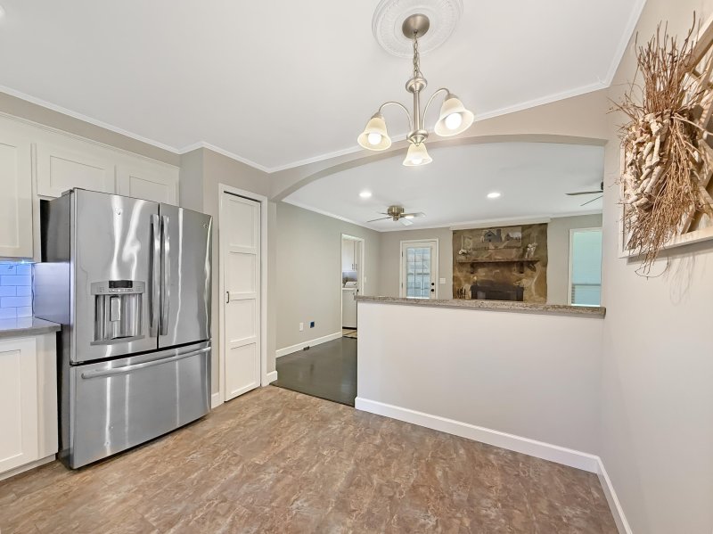 Property image 3 at 121 Sawmill Drive, Summerville, SC 29483