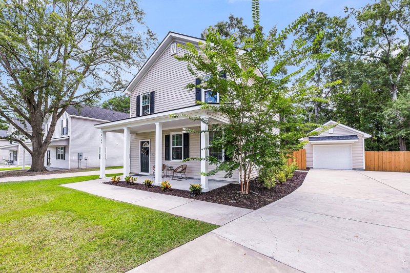 Property image 3 of 8700 Jenny Lind Street in Deer Park, North Charleston, SC 29406