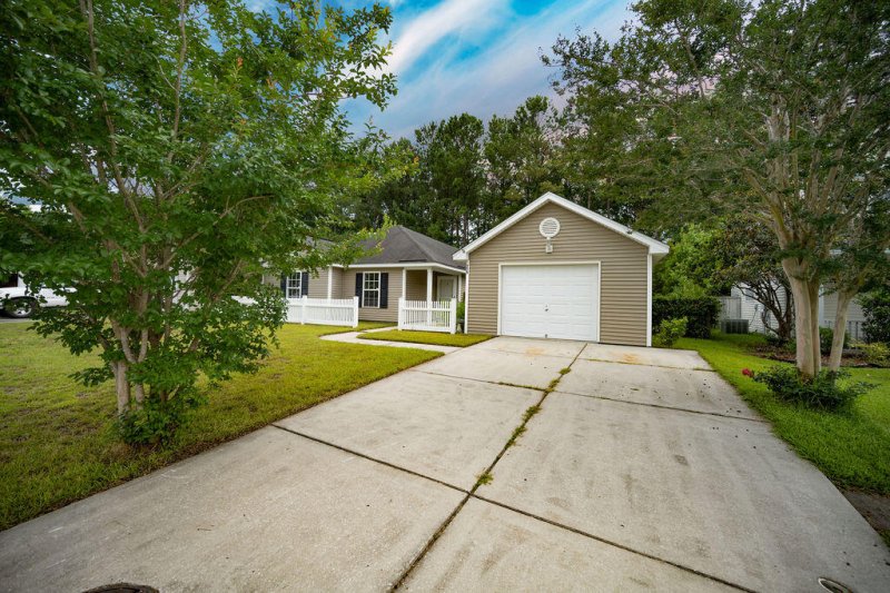 Property image 3 at 229 Moon Dance Lane, Summerville, SC 29483