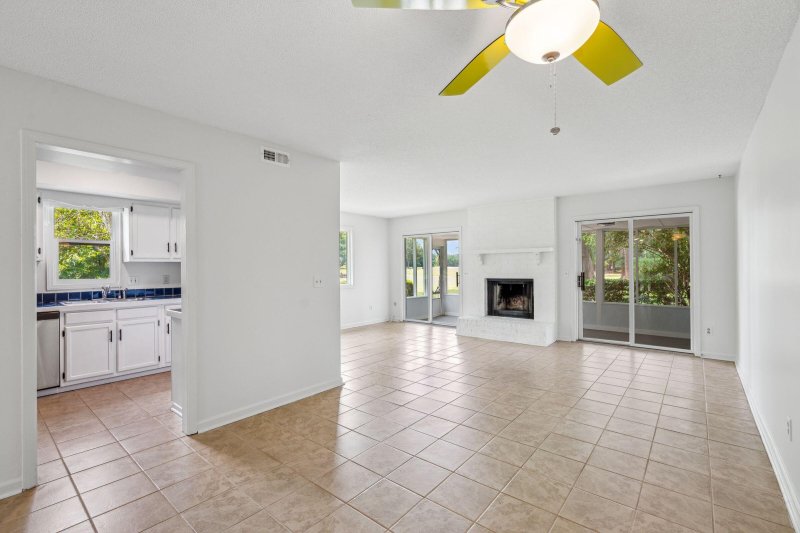 Property image 2 at 801 Ventura Place, Mount Pleasant, SC 29464