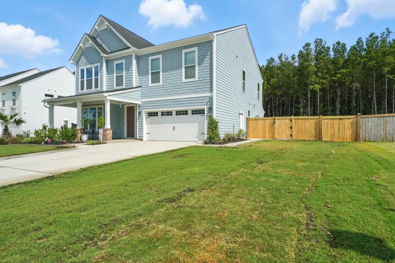 Property image 2 of 1351 Homecoming Boulevard in Homecoming, Ravenel, SC 29470