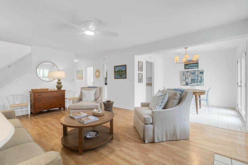 Property image 5 of 670 Poaug Lane in Fox Pond, Mount Pleasant, SC 29464