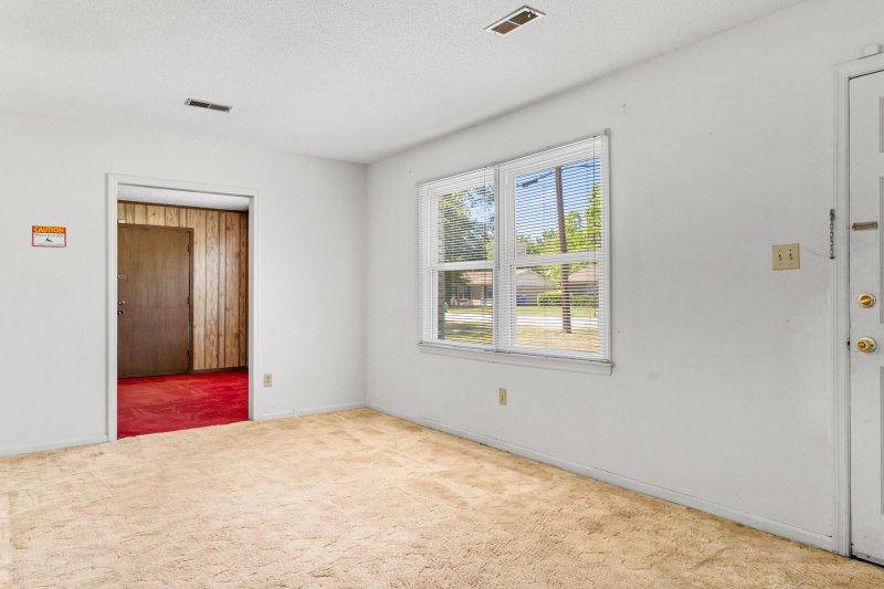 Property image 3 of 3249 Stonehaven Drive in Pepperhill, North Charleston, SC 29420