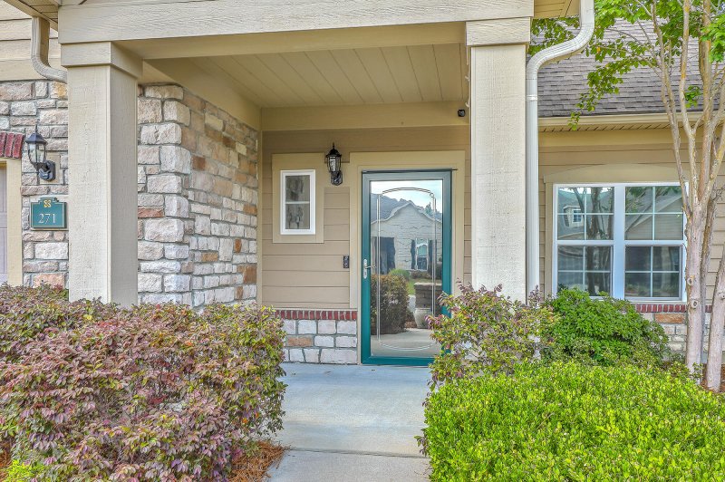 Property image 3 of 271 Village Stone Circle in Marrington Villas at Cobblestone, Summerville, SC 29486