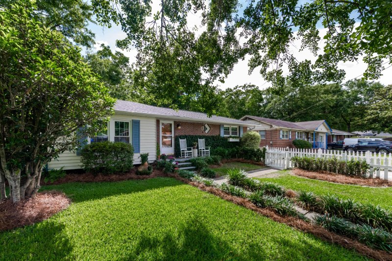 Property image 4 at 721 Longfellow Road, Charleston, SC 29407