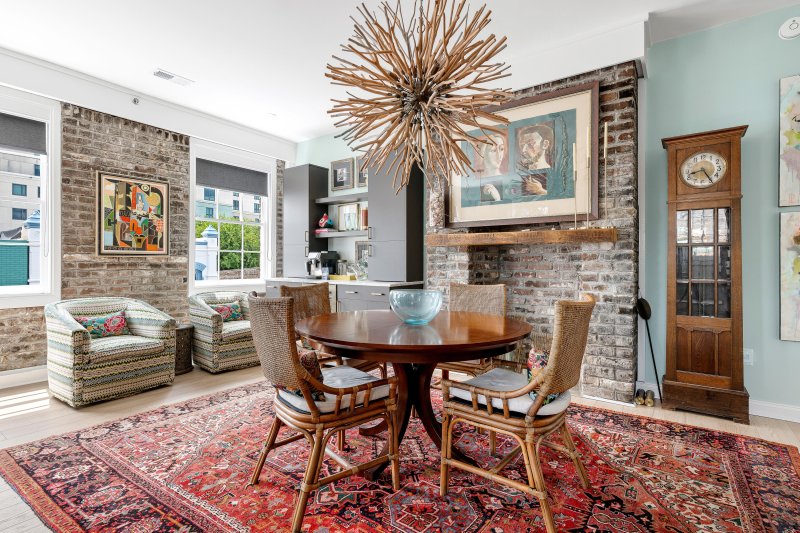 Property image 3 at 348 King Street L, Charleston, SC 29401