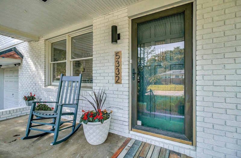 Property image 3 of 5332 Parkside Drive in Park Circle, North Charleston, SC 29405