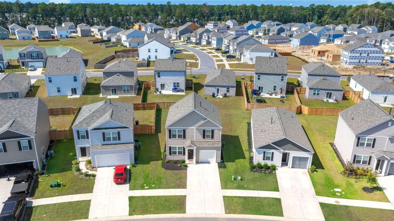 Property image 2 of 617 Sweet Ramble Way in Cane Bay Plantation, Summerville, SC 29486