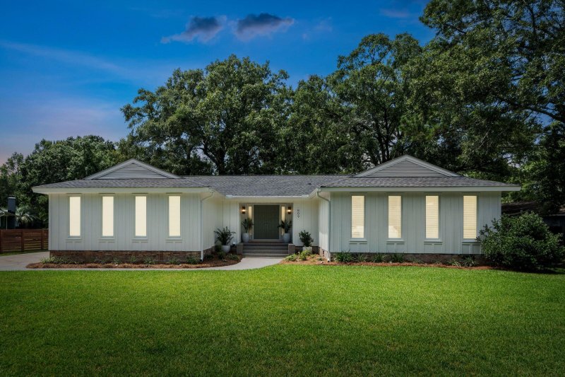 809 O Sullivan Drive