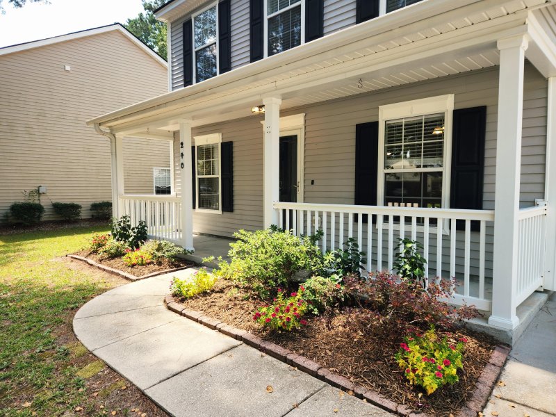 Property image 2 of 240 Eagle Ridge Road in Bridges of Summerville, Summerville, SC 29485