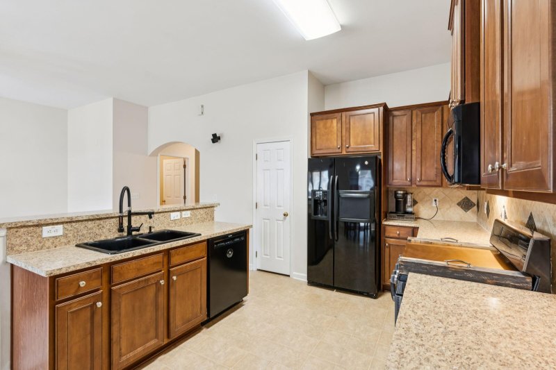 Property image 4 of 102 Killdeer Trail in Arbor Walk, Summerville, SC 29485