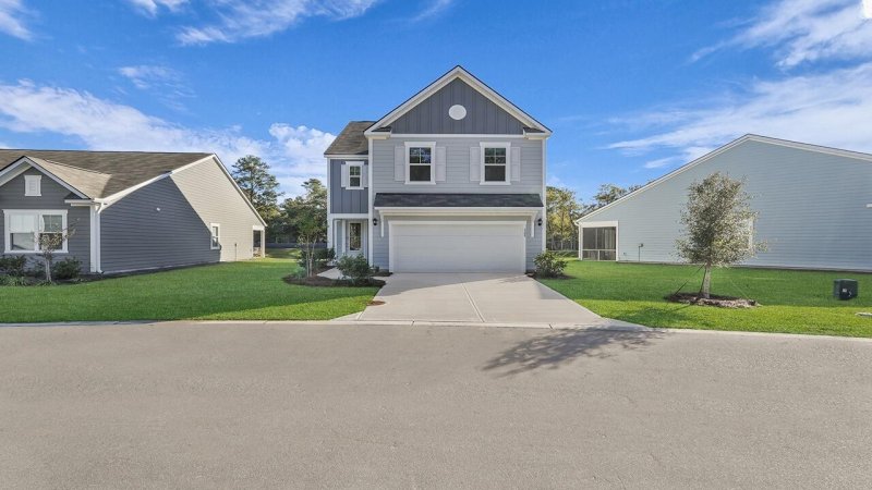 Property image 2 of 328 Dickerson Lane in Founders Corner, Summerville, SC 29485