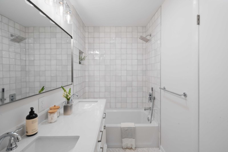 Property image 5 of 1322 Hampshire Road in Whitehouse Plantation, Charleston, SC 29412