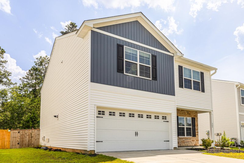 Property image 4 of 304 Torslanda Lane in Petterson Meadows, Summerville, SC 29486