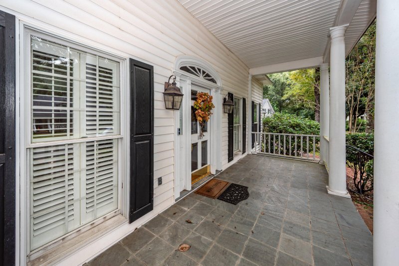 Property image 4 of 105 Scott Court in Gadsden Manor, Summerville, SC 29483