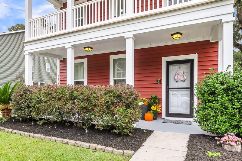 Property image 3 of 3138 Moonlight Drive in Boltons Landing, Charleston, SC 29414