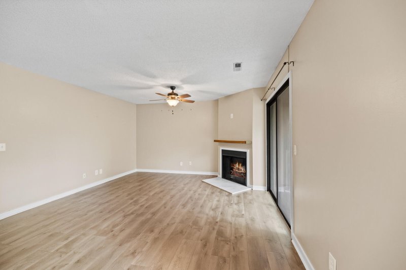 Property image 3 of 2305 Treescape Drive 7 in Ashleytowne Village, Charleston, SC 29414