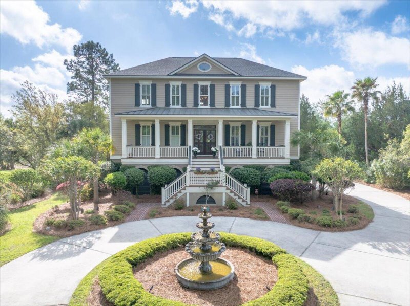 Property image 2 at 2444 Darts Cove Way, Mount Pleasant, SC 29466