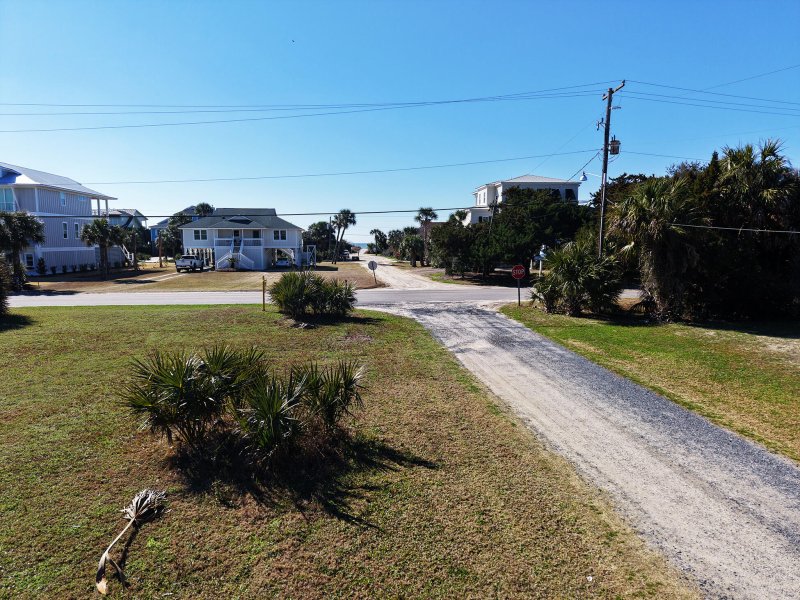 Property image 4 at 2907 Palmetto Boulevard, Edisto Island, SC 29438