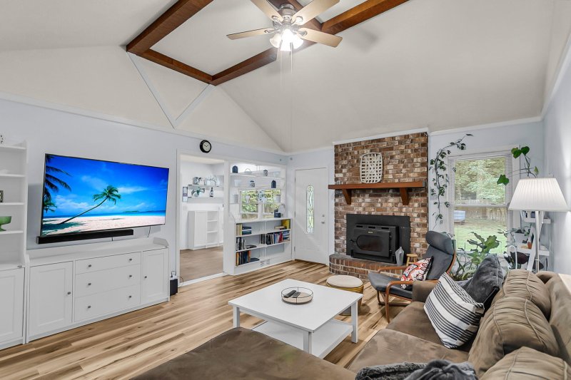 Property image 2 of 102 Islington Terrace in Briarwood, Summerville, SC 29485