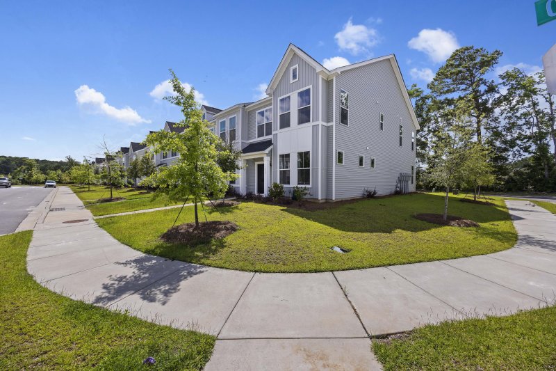 Property image 2 of 153 O Malley Drive in Six Oaks, Summerville, SC 29483