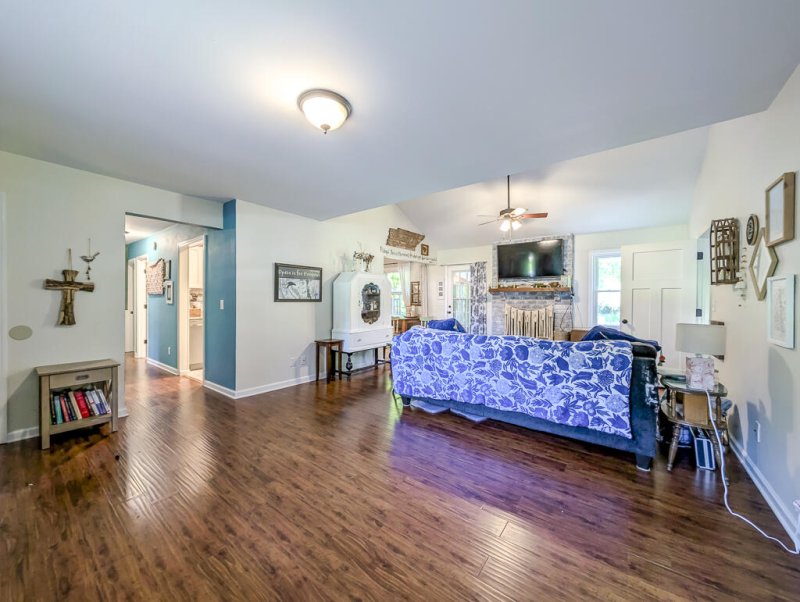 Property image 3 at 610 Brailsford Boulevard, Summerville, SC 29485