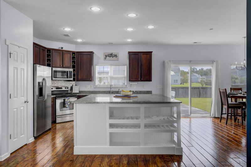 Property image 3 at 8198 Copperas Hill Drive, North Charleston, SC 29406