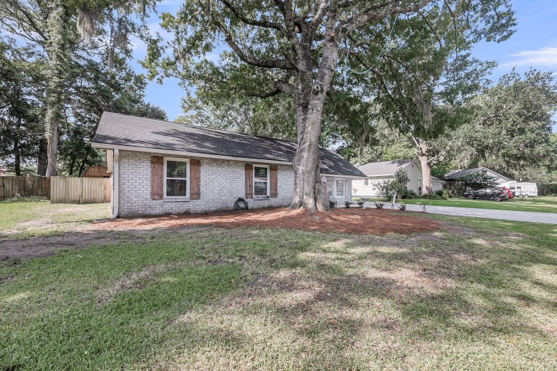Property image 5 of 1817 Aylsford Court in Queensborough, Charleston, SC 29412