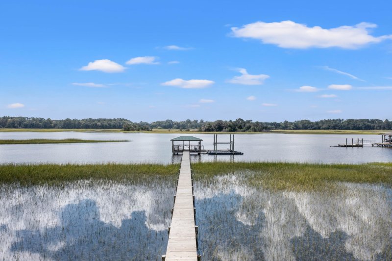Property image 4 of 4922 Polo Lane in Plantation at Stono Ferry, Hollywood, SC 29449