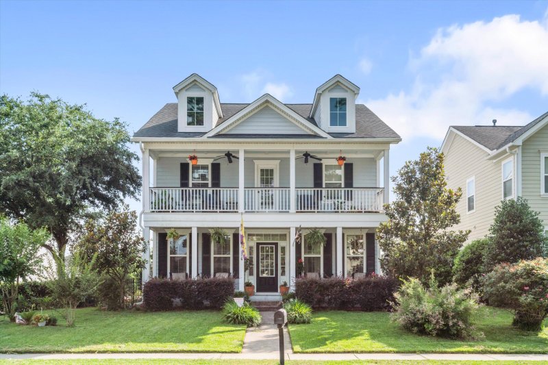 216 Foxbank Plantation Boulevard