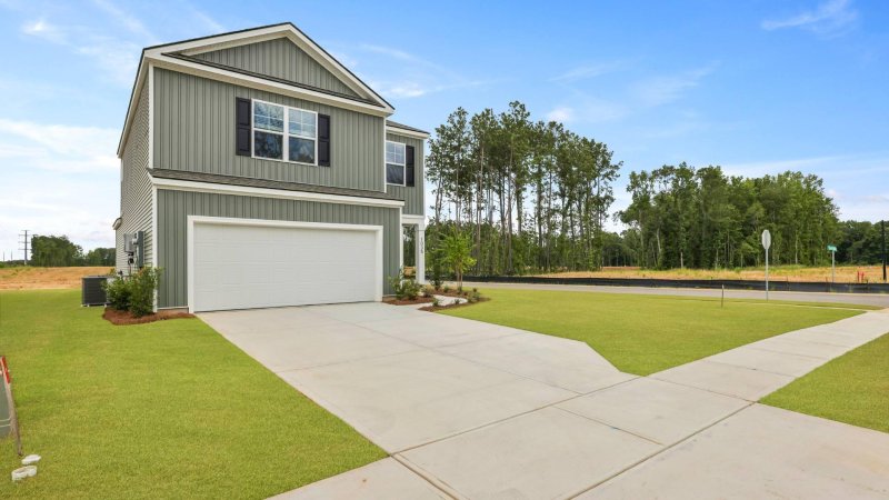 Property image 2 of 1035 Forrest Creek Drive in Pineview North, Summerville, SC 29483