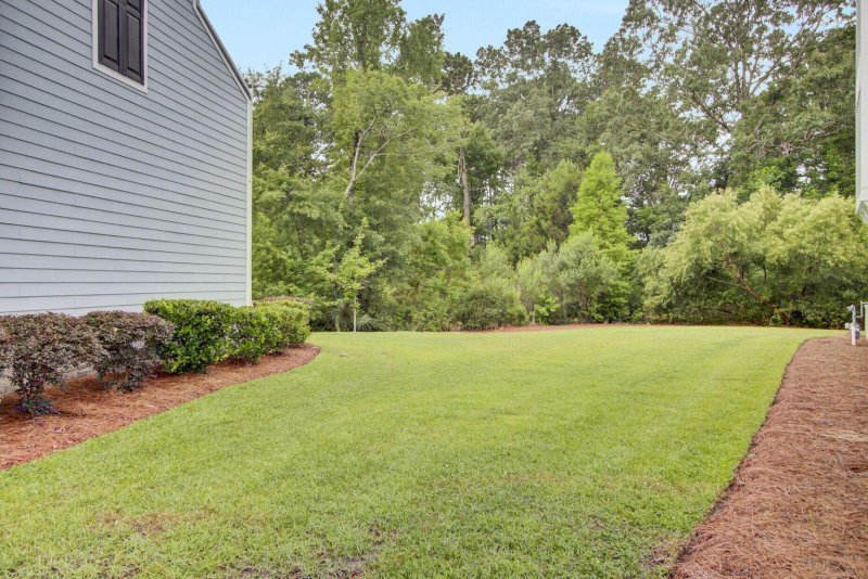 Property image 4 of 1550 Moss Spring Road in Park West, Mount Pleasant, SC 29466